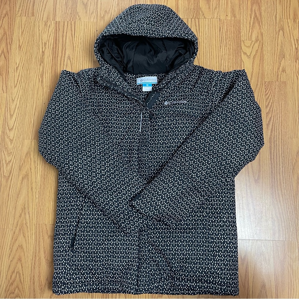 Columbia Black and White Patterned Jacket for Girls
